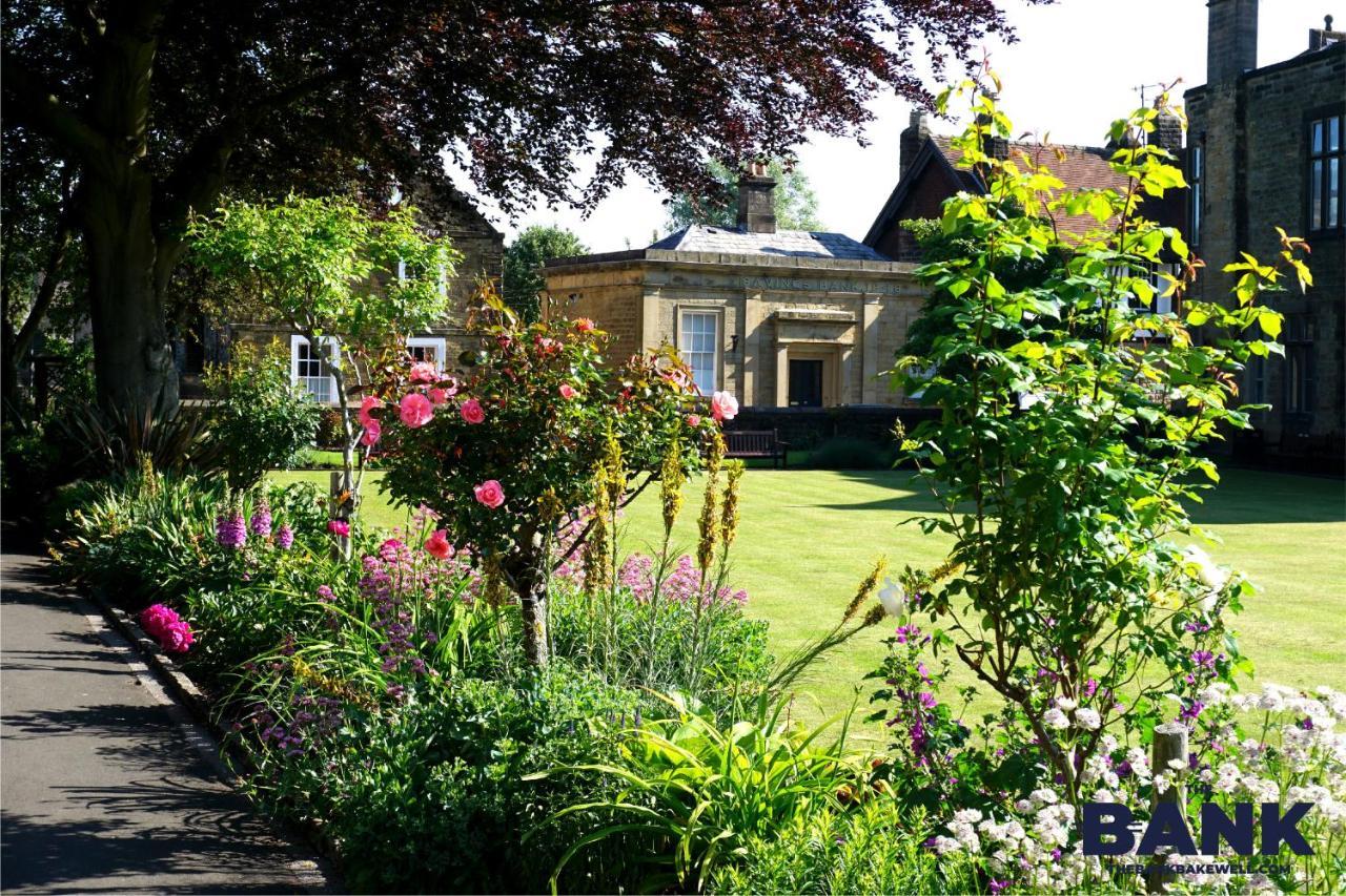 Beautiful Old Bank In Bakewell 빌라 외부 사진